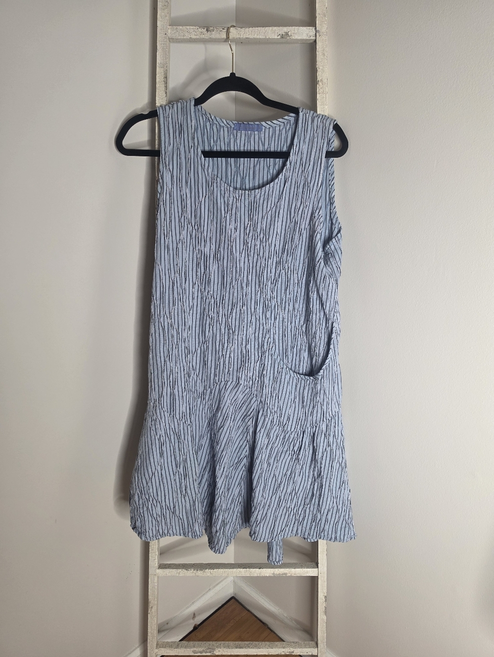 Cut Loose Women's Medium Blue Lagenlook Textured One Pocket Dress